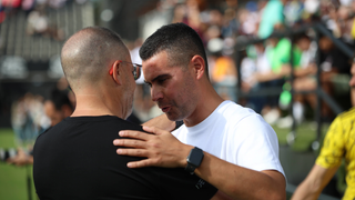 José Juan Romero opina sobre el despido del entrenador del Mirandés y manda un mensaje a Jesús Galván: "No le puedo desear el bien total"