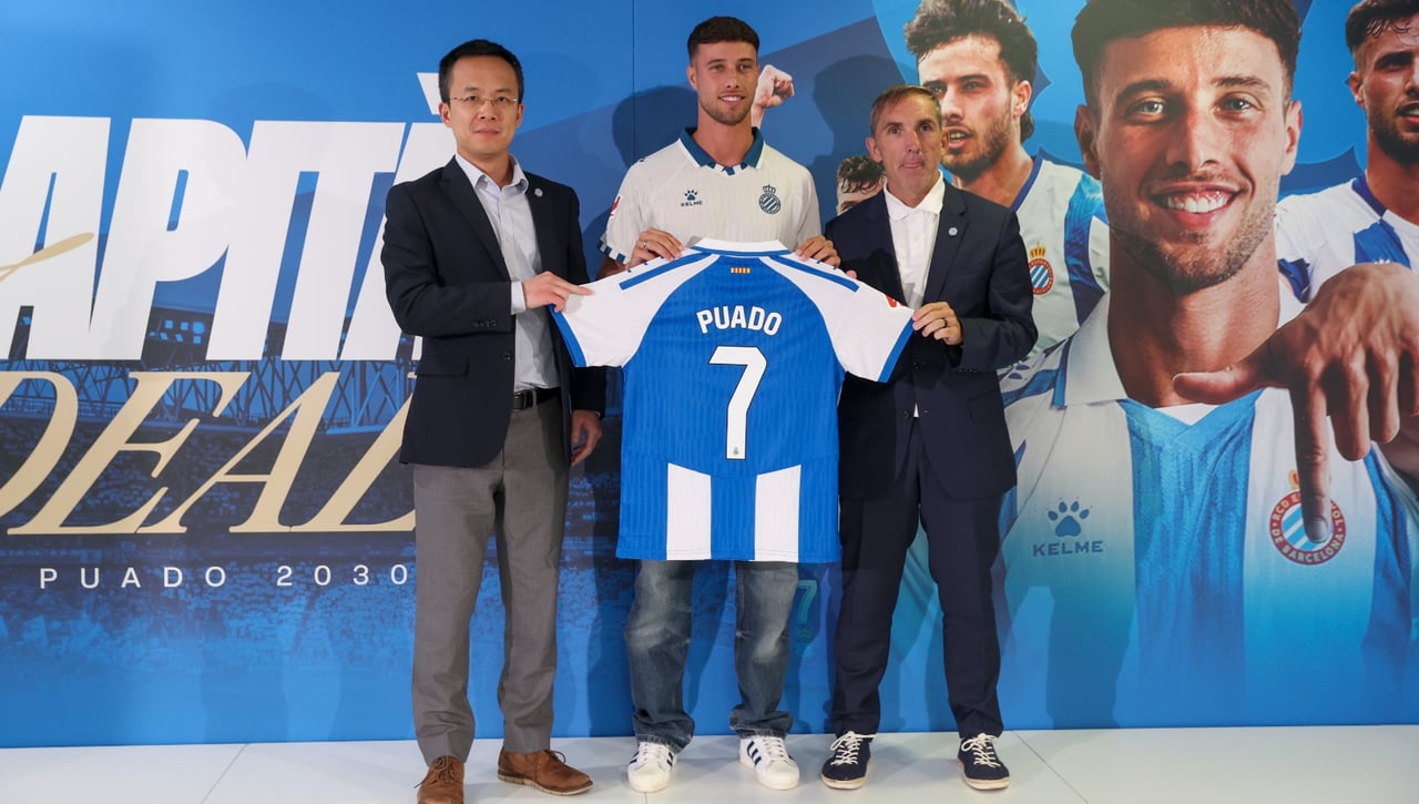 Javi Puado vuelve a cerrar la puerta del Sevilla pero, ahora sí, admite contactos