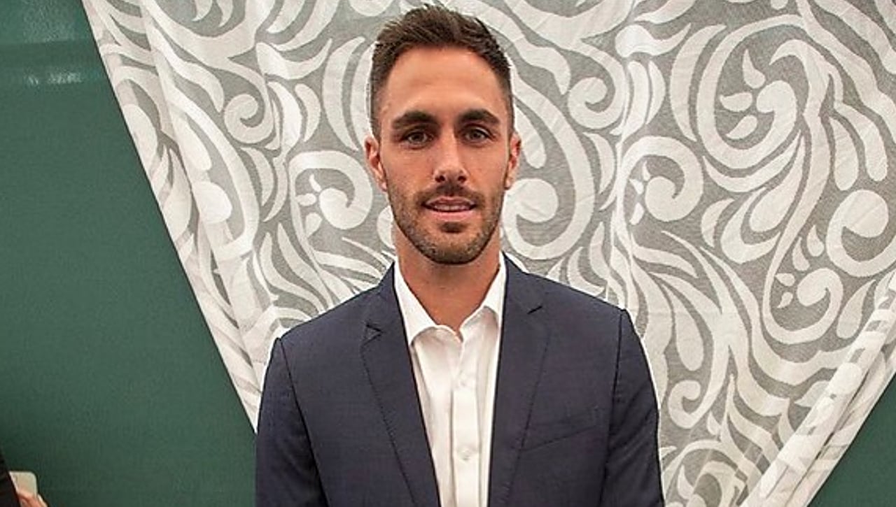 Negociación abierta para el regreso de Víctor Ruiz