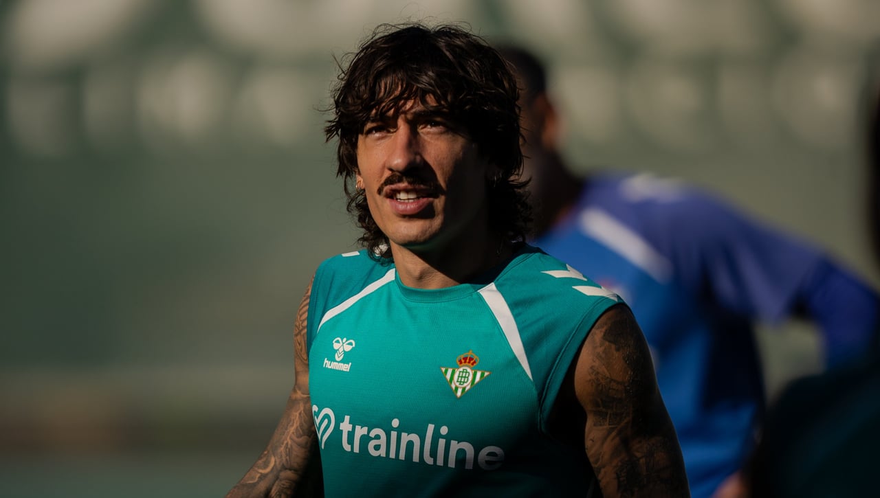 Bellerín y su entorno ideal en verdiblanco: "Cuando llegué, sentí que todo encajó"