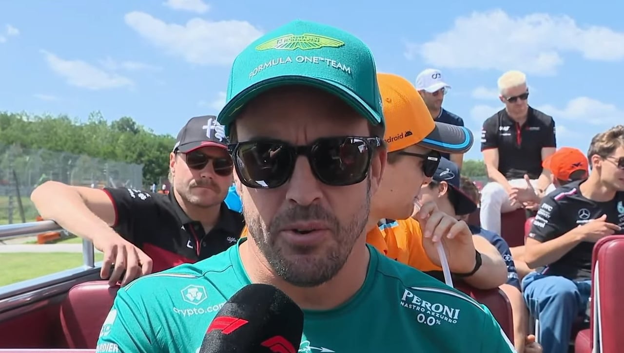 Fernando Alonso sufre un duro revés en el Gran Premio de Hungría con Aston Martin