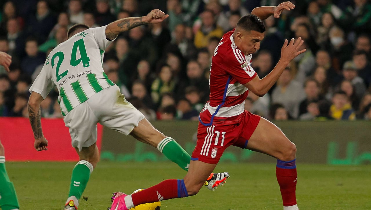 Los plazos por Ayoze y Aitor Ruibal: dedos cruzados y cruce de sensaciones