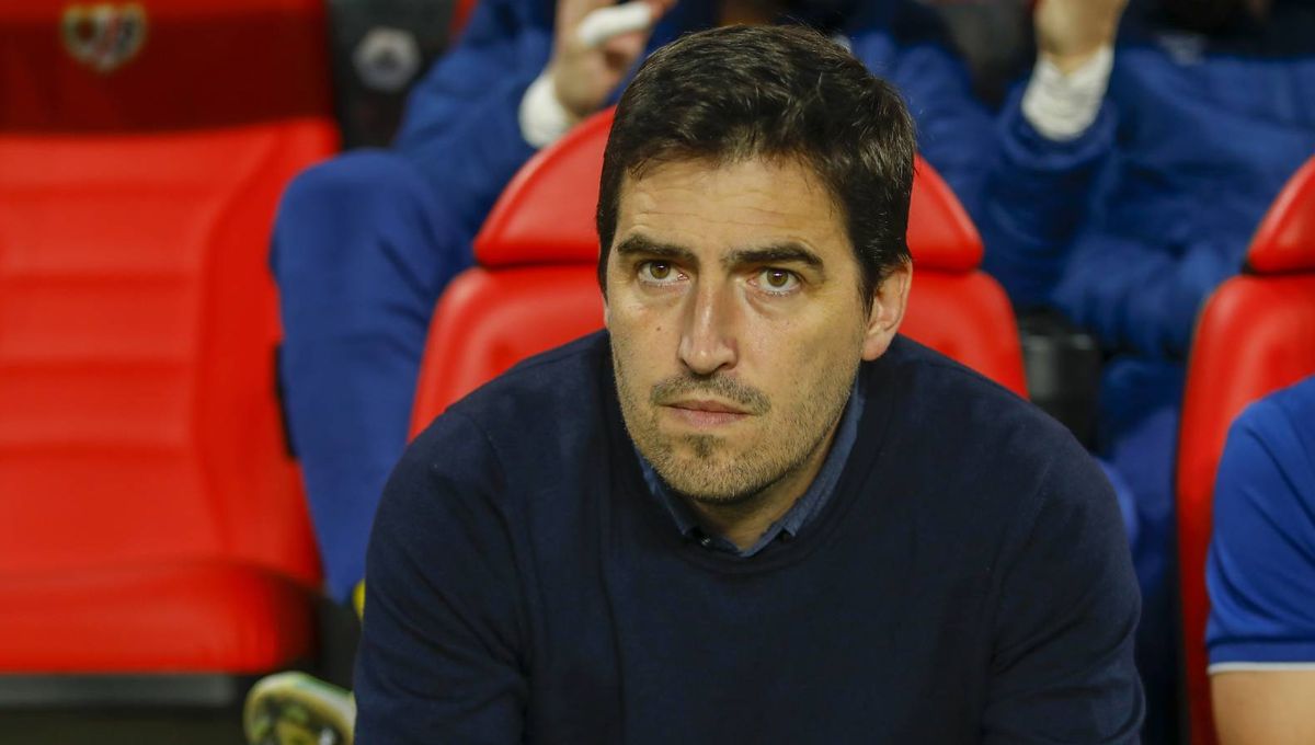 Iraola le dice adiós al Rayo y mientras peina su nuevo destino: Sevilla, Villarreal y Leeds