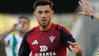 Lanzados a por la firma de Alberto Reina