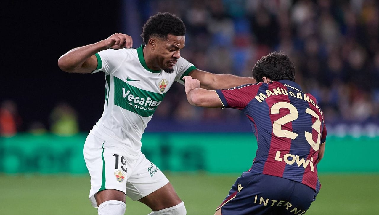 Levante 3-2 Elche: Los granotas, con un final apoteósico, aprietan la lucha por la permanencia