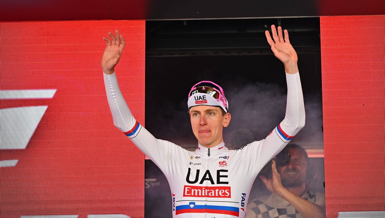 El UAE se lo prepara a Pogacar