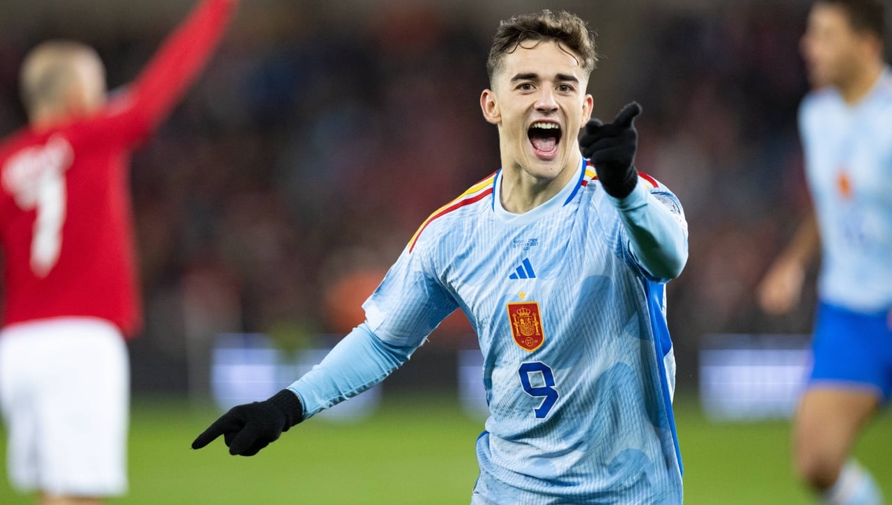 Gavi, lesionado, viaja a Alemania para hacer grupo con España