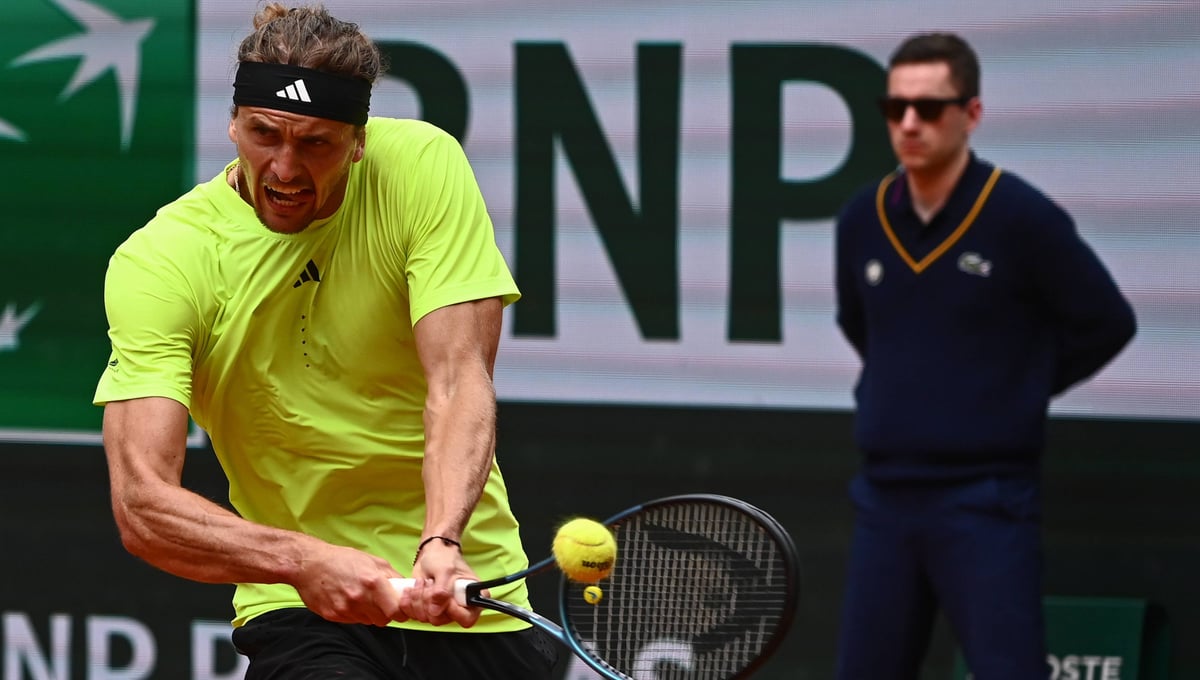Zverev confirma que es peligroso en París