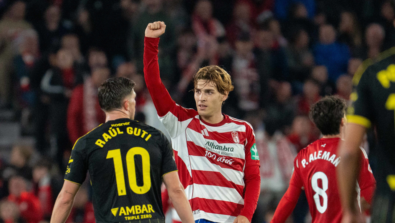 Así queda la clasificación de LaLiga Hypermotion tras el triunfo del Granada y el pinchazo del Racing de Santander