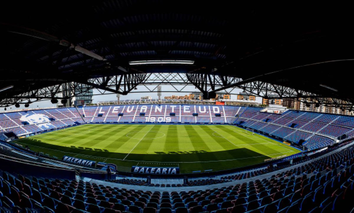 Cómo ver por TV y online el Levante - Málaga: canales de TV, hora...