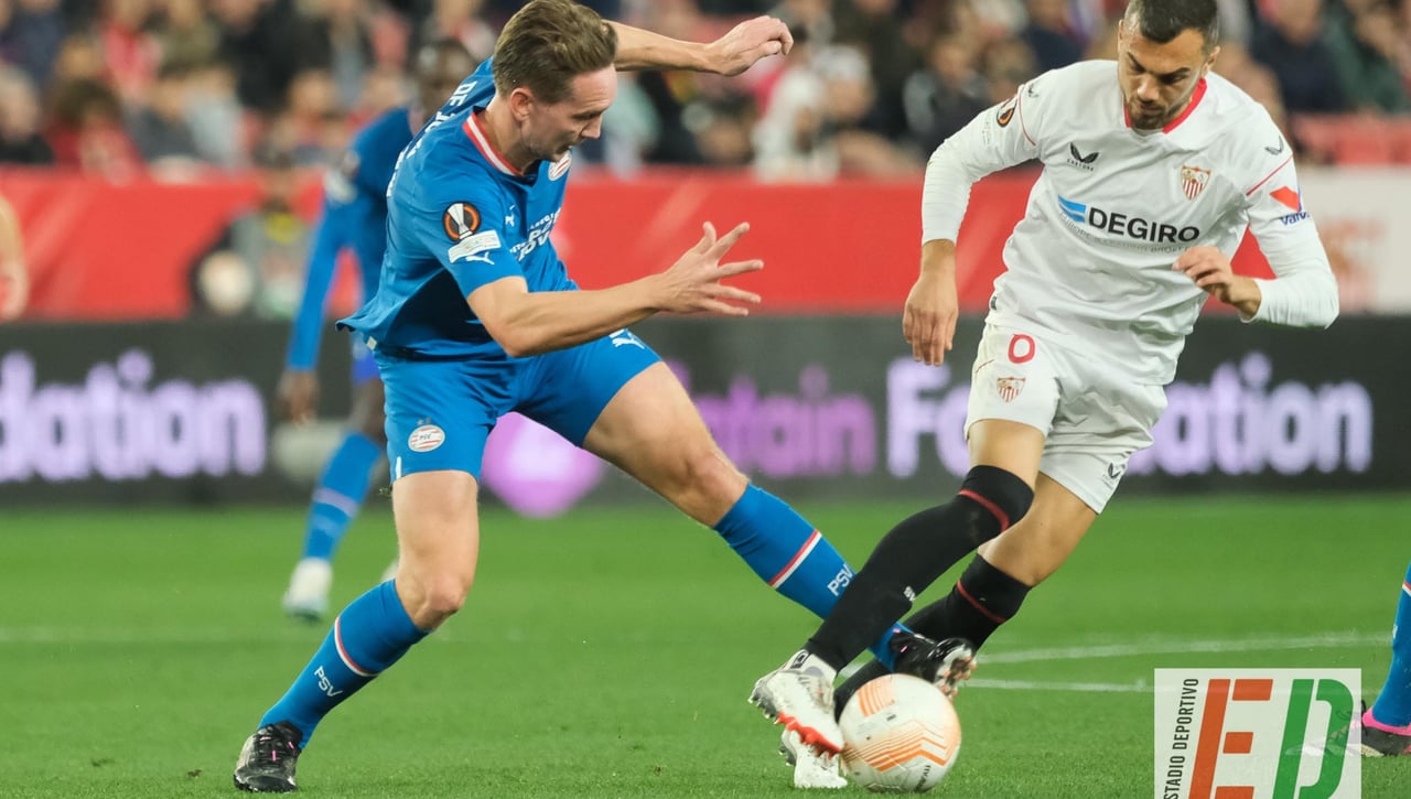 La noche para olvidar de De Jong en el Sánchez-Pizjuán: "Ahí no puedo perder el balón"