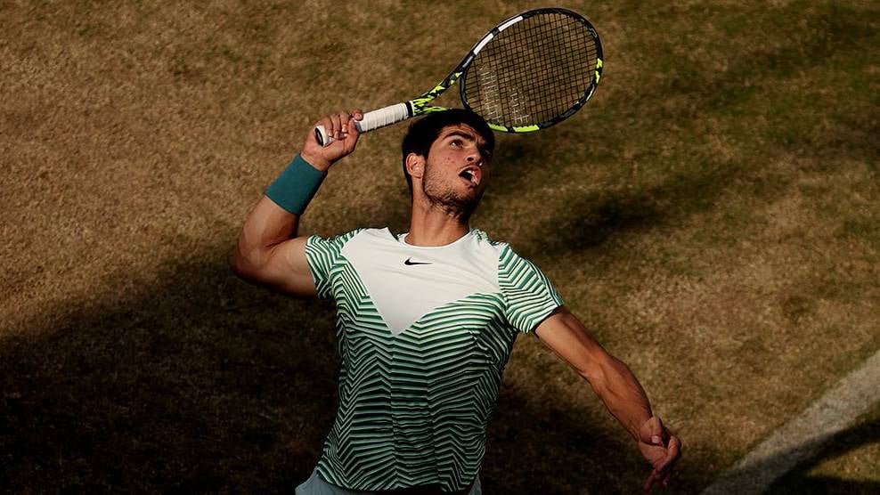 Carlos Alcaraz, capaz de "ganar" en Queen's y volver a arrollar a Dimitrov