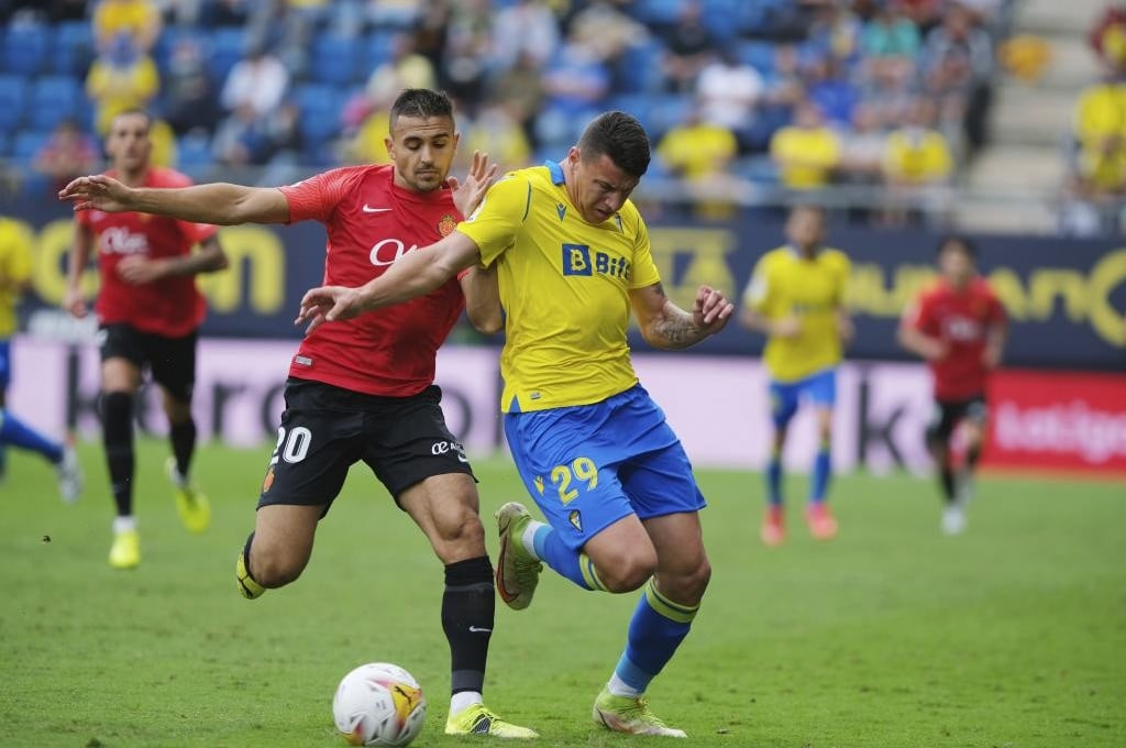 El Cádiz recibe ofertas por Osmajic