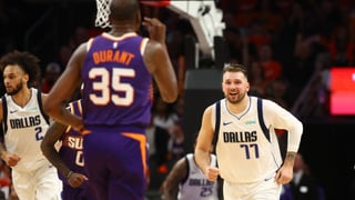 Luka Doncic tropieza mientras los Lakers se asientan como líderes