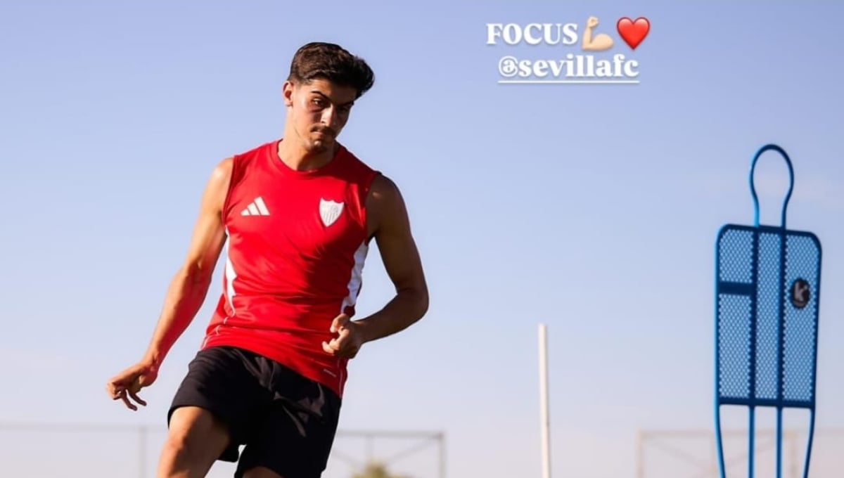 Certero mensaje de Juanlu, sempiterna novedad en el Sevilla