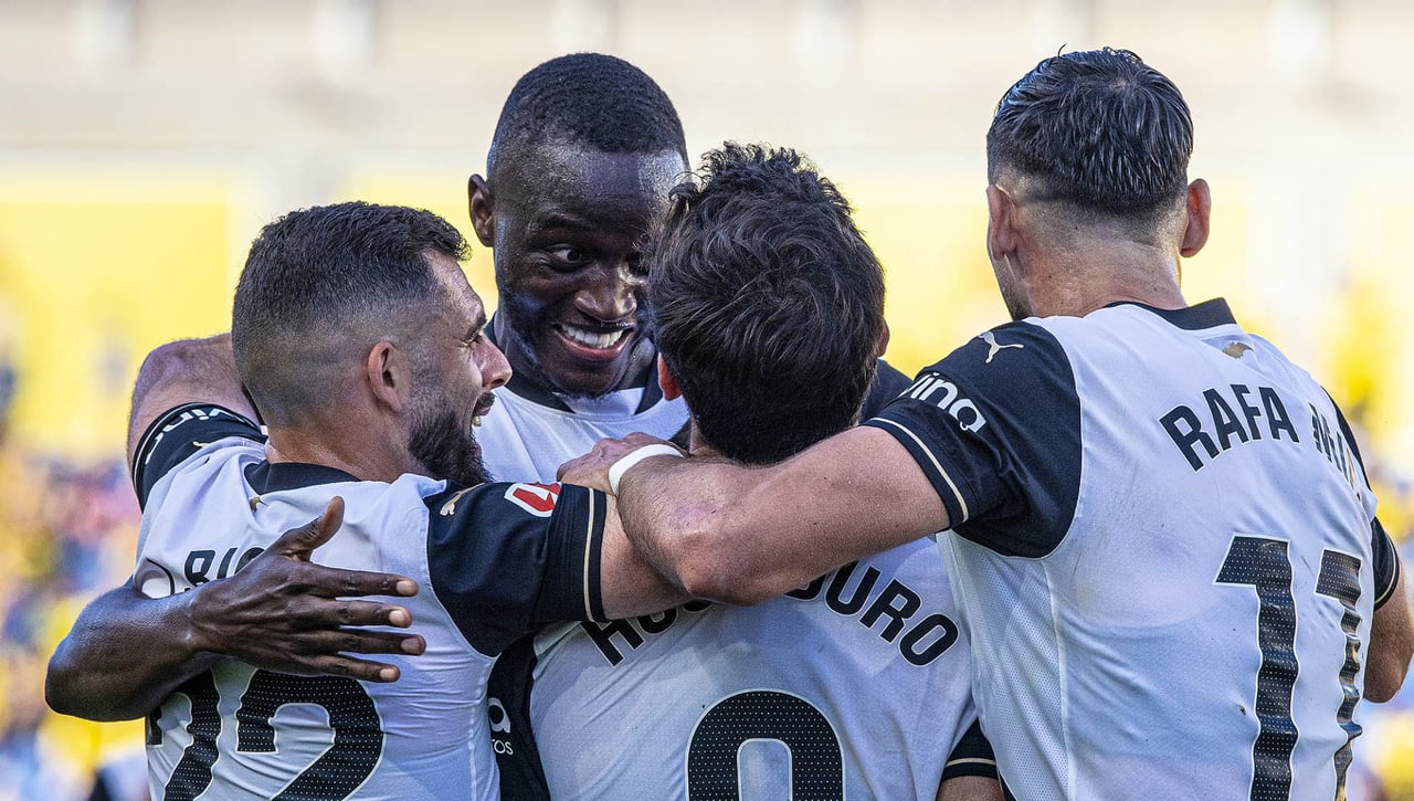 El vestuario del Valencia no se conforma con la permanencia