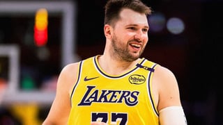 Los Lakers insisten y Doncic asume la decisión