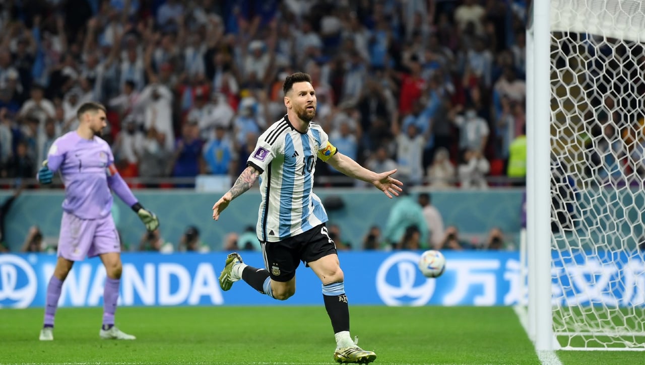 Argentina - Australia: Sobrevive en la agonía (2-1)