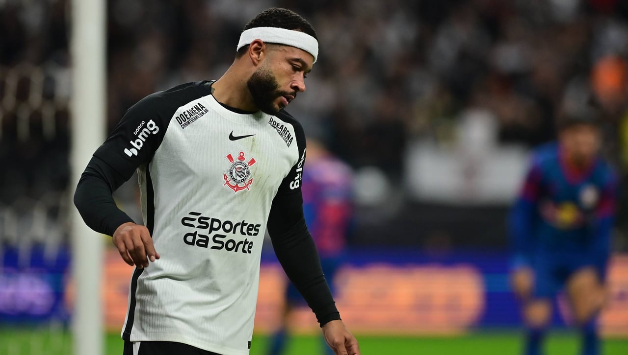 El fichaje de Memphis Depay, a un paso