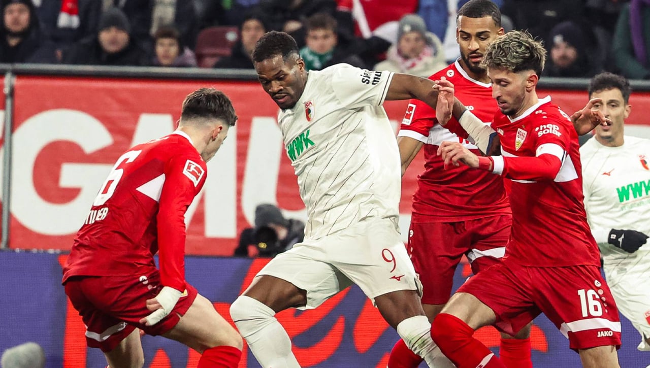 Así queda la clasificación de la Bundesliga, tras la derrota del Augsburgo ante el Stuttgart en la jornada 16 de la liga alemana