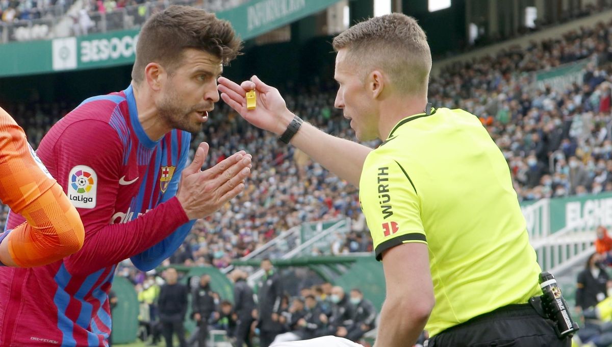 Investigan si los negocios entre Rubiales y Piqué ayudaron al Barcelona con los arbitrajes