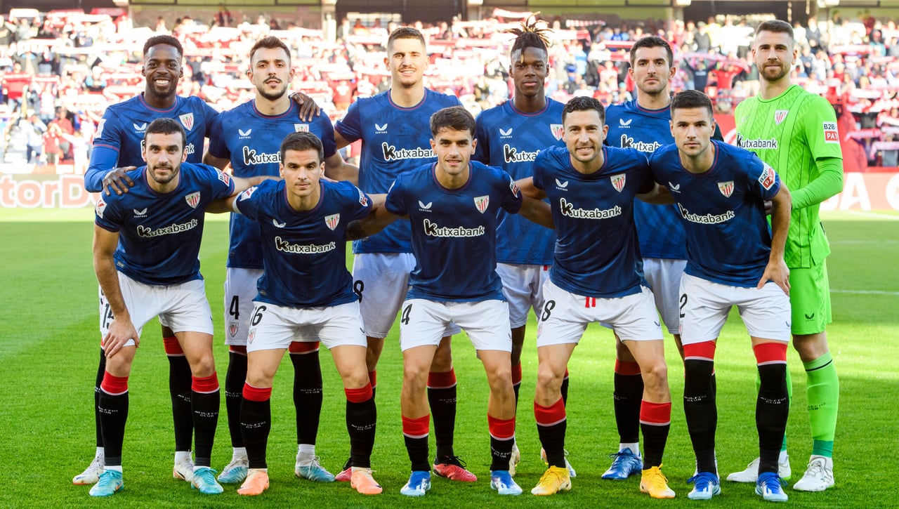 Tras Adu Ares, el Athletic avanza en tres nuevas renovaciones