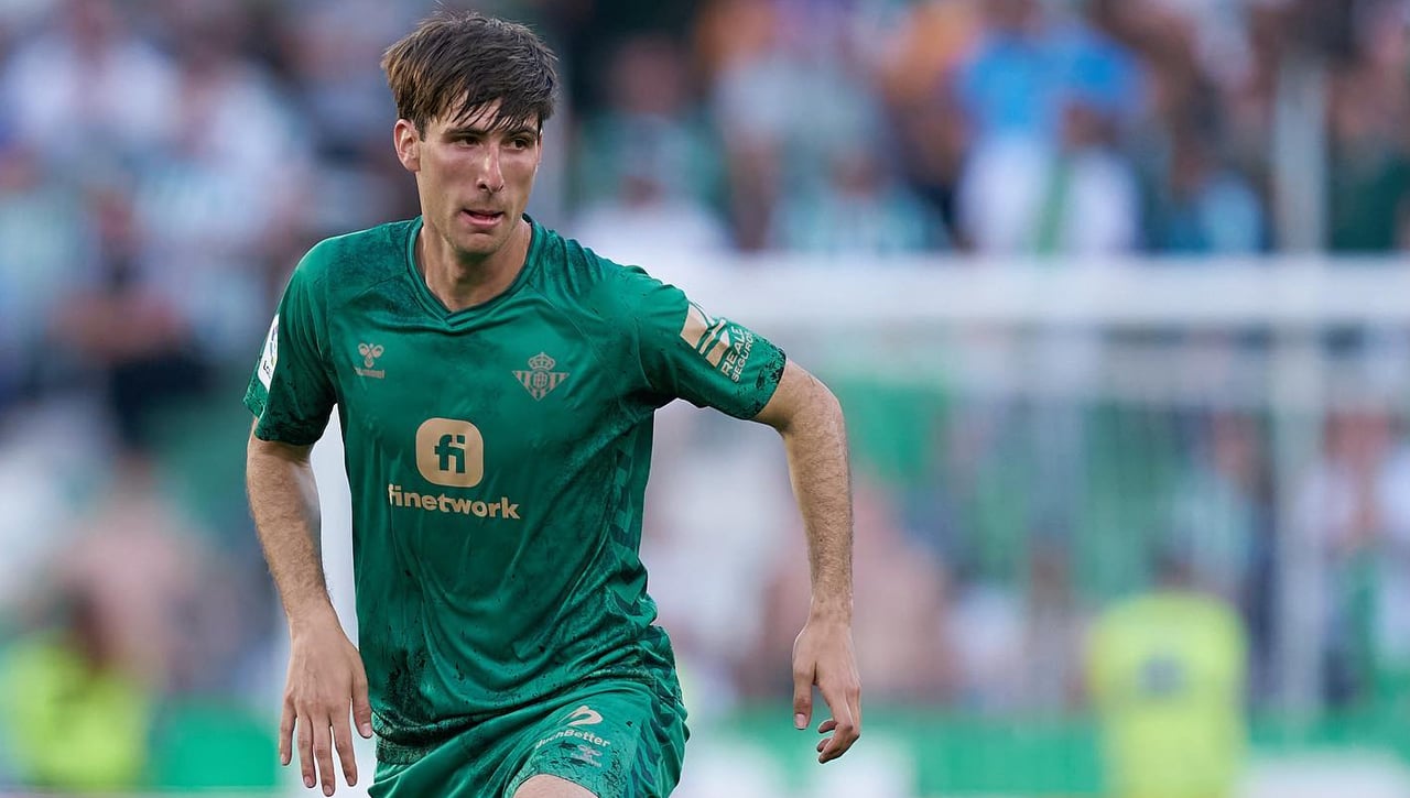 El Milan llama a la puerta, pero Miranda no abre