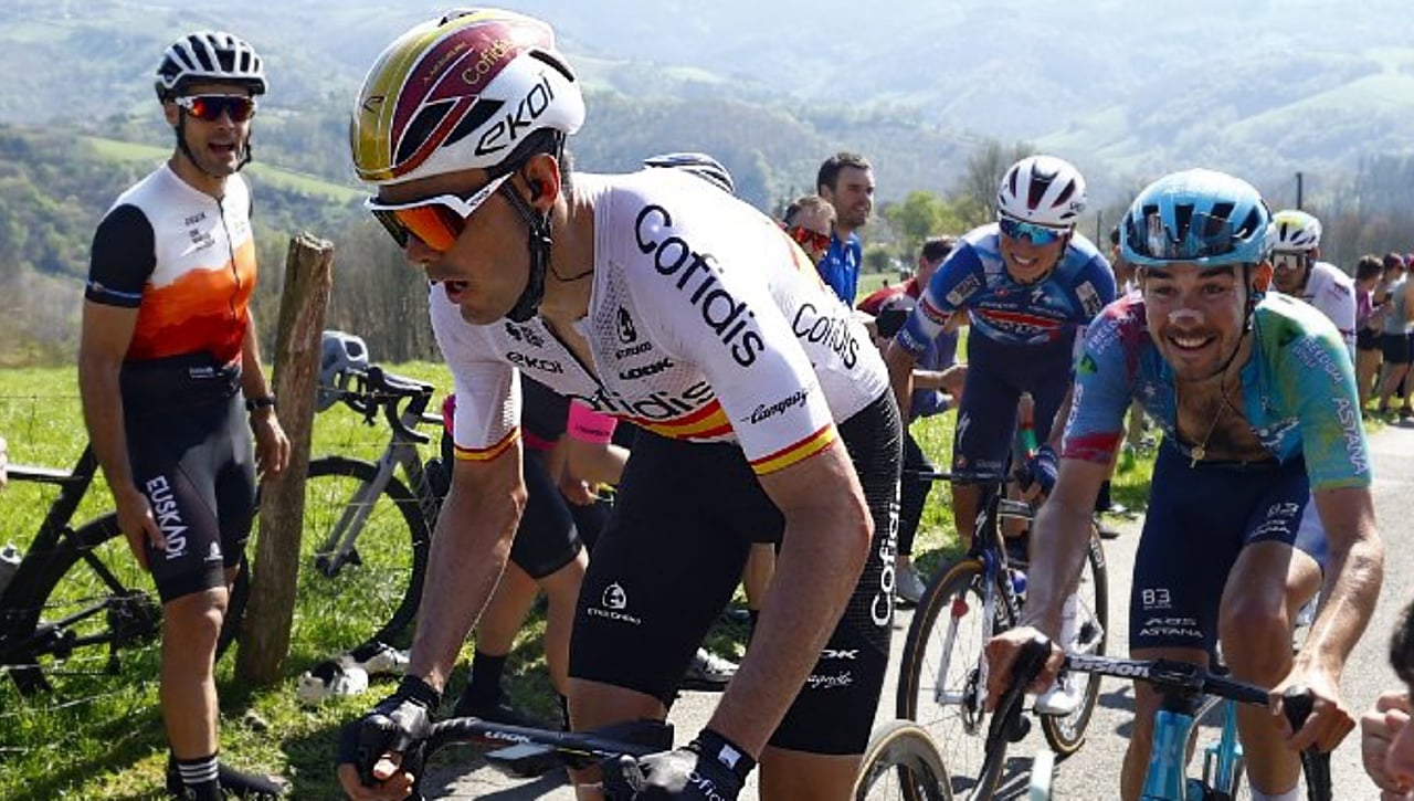 Polémica en la Itzulia: la UCI le quita la victoria a Alex Aranburu