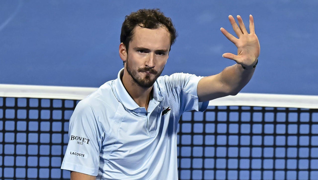 Medvedev dice adiós con su último escándalo