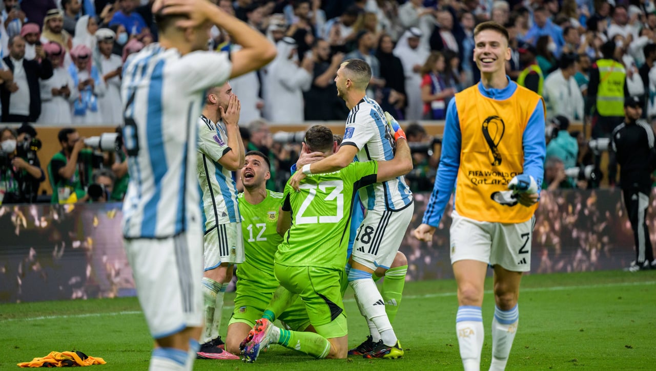 Nada claro en la portería (irrumpe Rulli), la delantera y el lateral izquierdo, pero sí con Guido Rodríguez