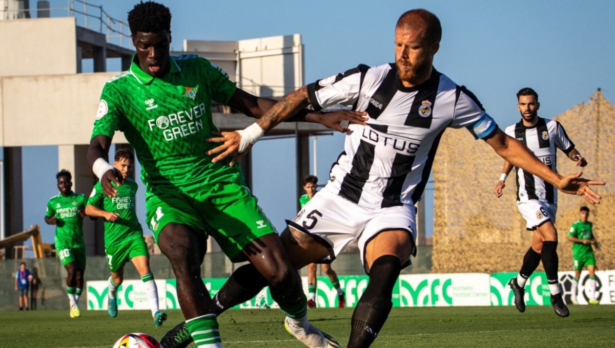 El Betis Deportivo se sobrepone a todo para sacar un punto de oro (1-1)