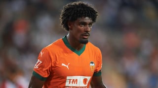El Valencia examina a Thierry Correia que puede salir gratis