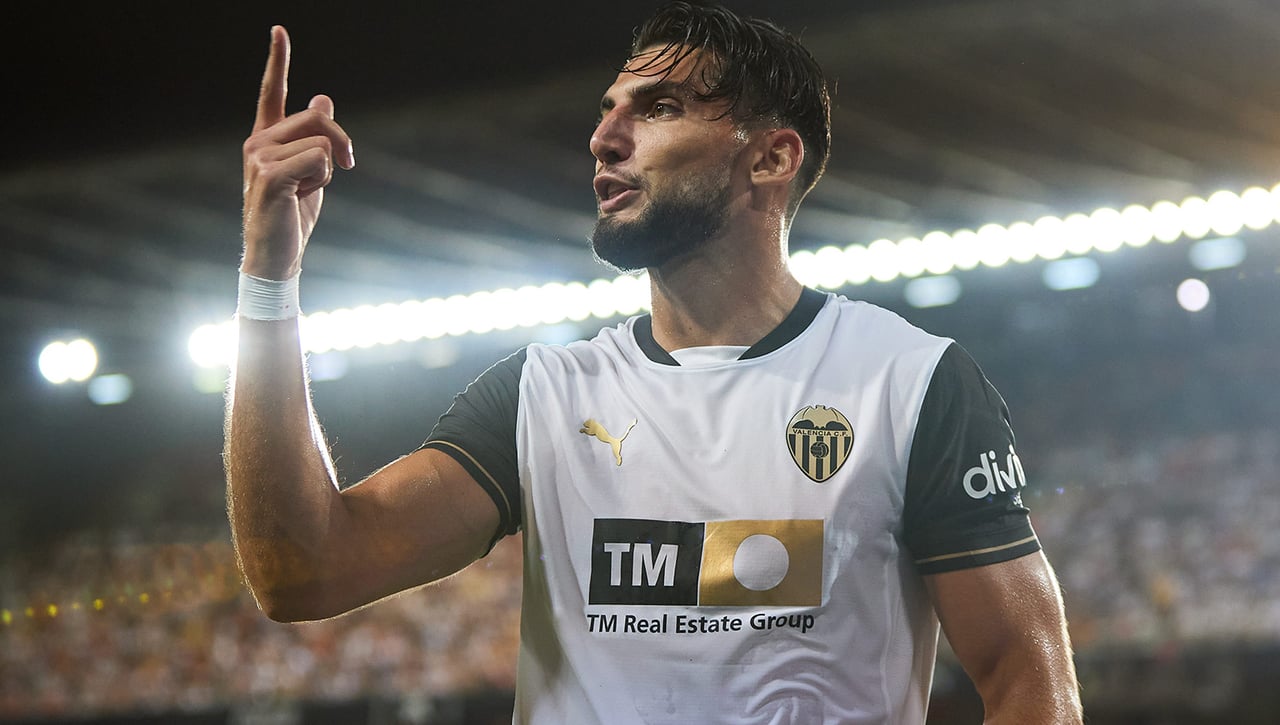 Controvertido mensaje sobre Rafa Mir que salpica al Sevilla 