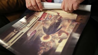 José Castro, vicepresidente del Sevilla, se queja al Ateneo y el autor del controvertido cartel de la Cabalgata de Reyes Magos denuncia acoso