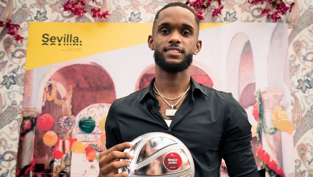 La plantilla del Betis intentó convencer a Montero para que volviese  