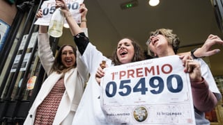 El truco legal para que Hacienda no se quede con parte de tu premio de la Lotería de Navidad