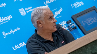 Reunión en torno a Sergio Pellicer