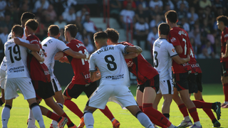 Así queda la clasificación de LaLiga Hypermotion tras el triunfo del Ceuta y el pinchazo del Granada