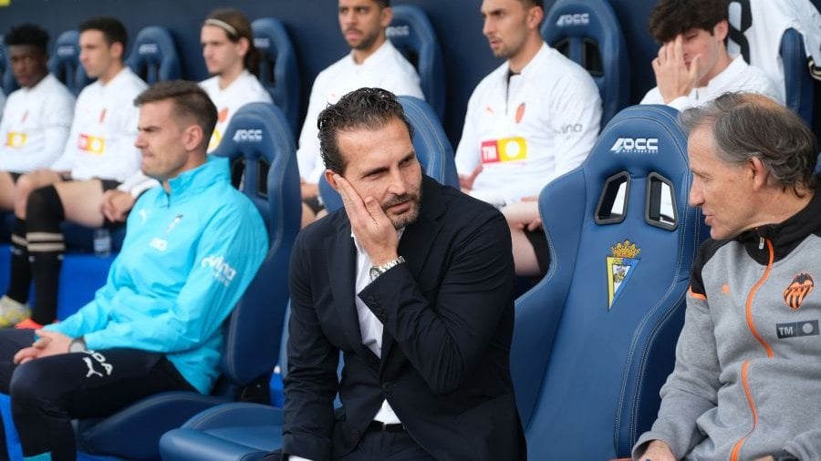 Baraja se moja sobre la polémica del Cádiz - Valencia y aclara el estado de sus dos nuevos lesionados 