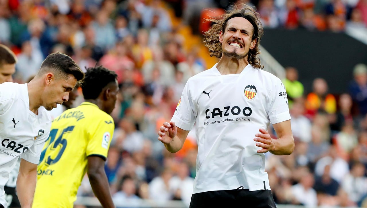 Contactos con Cavani