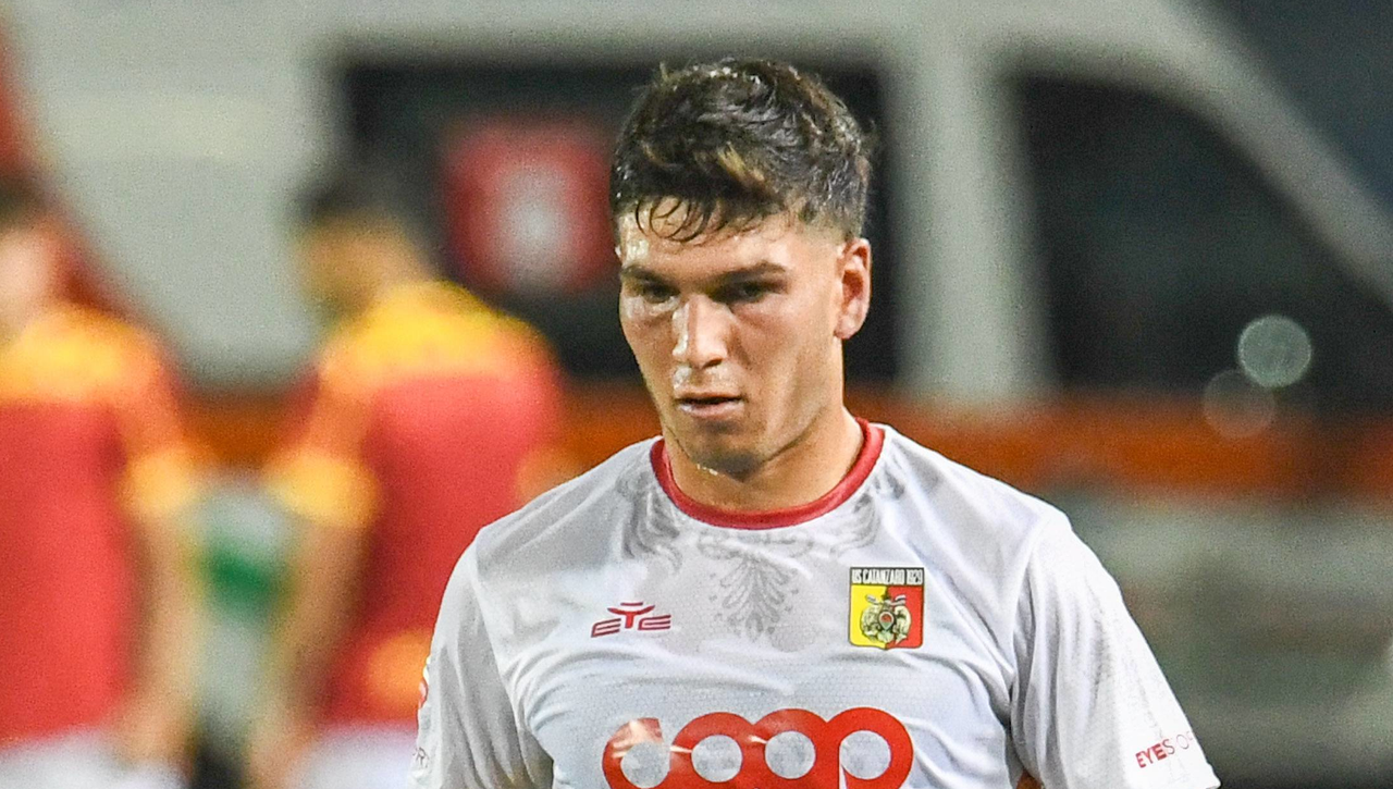 El Almería cierra un nuevo fichaje