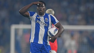 Guerra a la vista en la Premier League por el fichaje de Samu Aghehowa