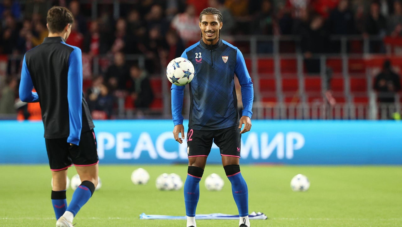 Otro pretendiente por Badé, el central con más mercado de los siete