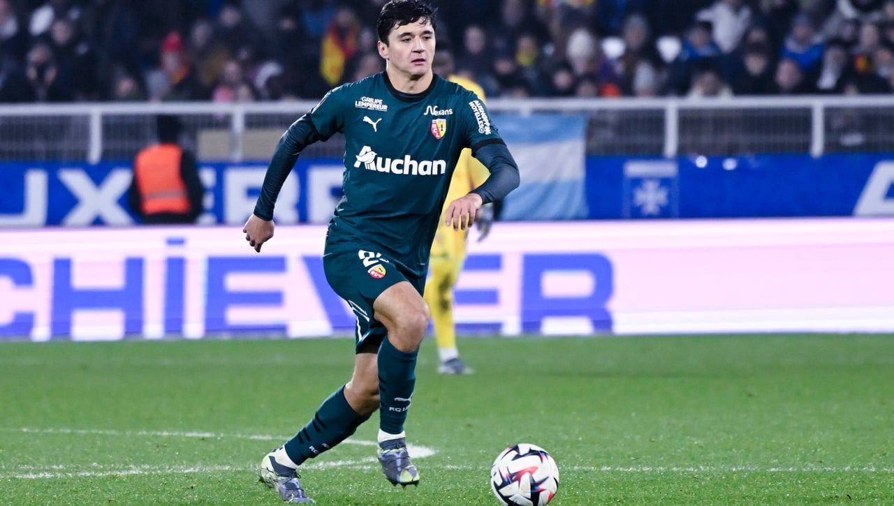 El City le gana la carrera al Madrid por este talentoso central