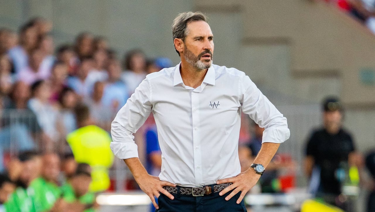 Vicente Moreno raja del Almería y desvela cuáles fueron sus peticiones reales en el mercado de fichajes