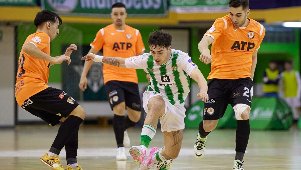 El Betis se mete en un gran lío