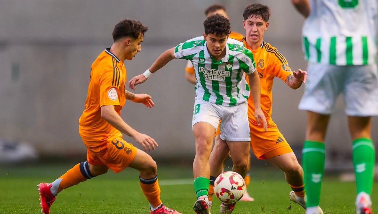 Rica, el 'Tutankamón' y baluarte de Dani Fragoso y una nueva joya de la cantera del Betis