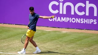 Salta la sorpresa en Queen's y Carlos Alcaraz llegará con muchas dudas a Wimbledon