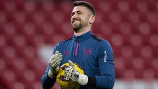 Unai Simón resuelve el dilema entre Champions o final de Europa League