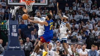 Los Nuggets se agarran a la vida en Minnesota